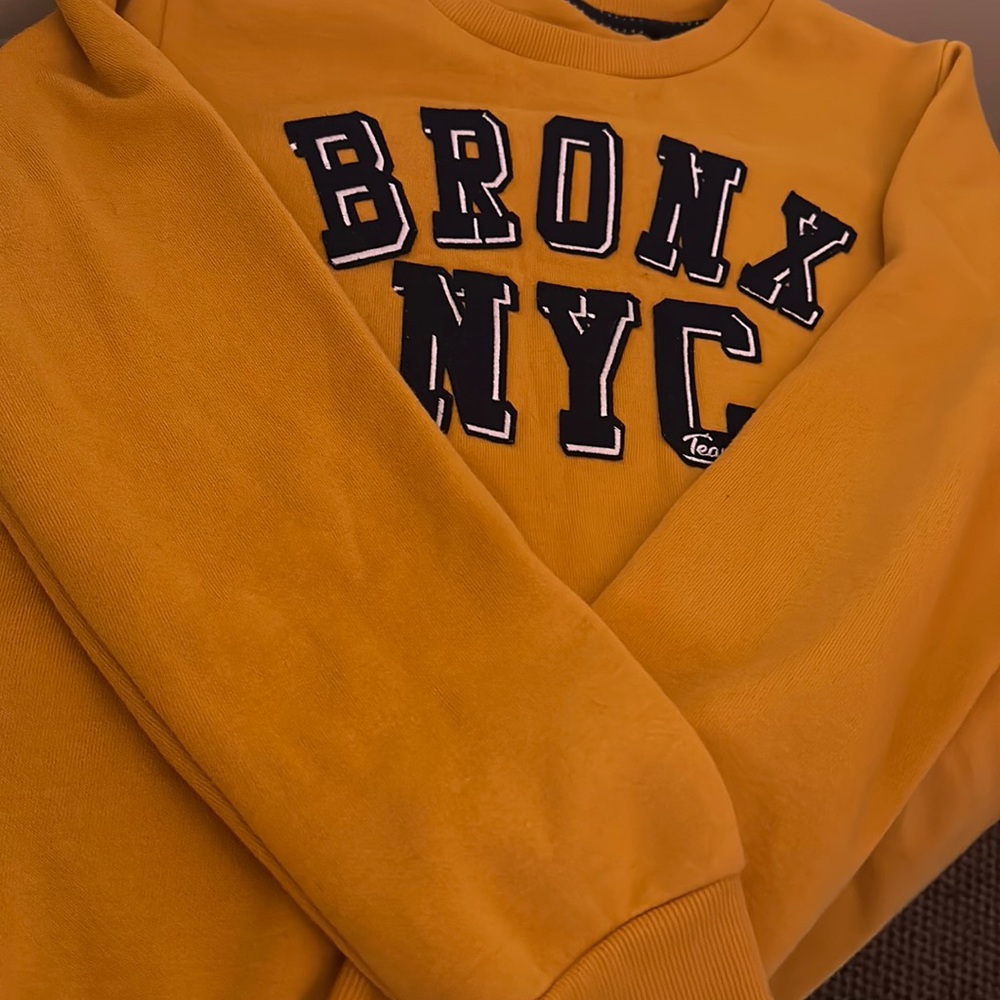 Crewneck